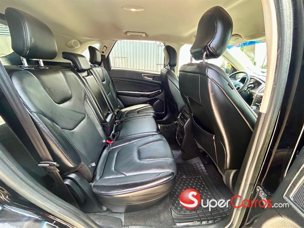 2018 Ford EDGE Titanium — foto 10 / 12