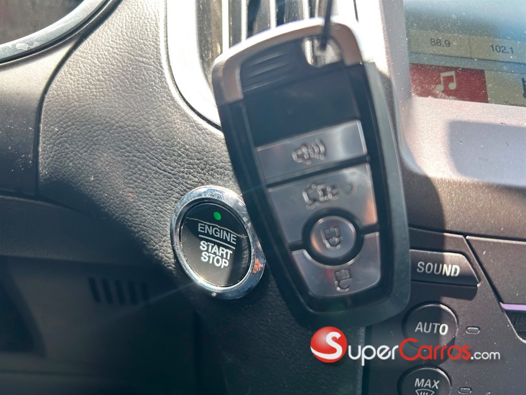 2018 Ford EDGE Titanium — foto 11 / 12