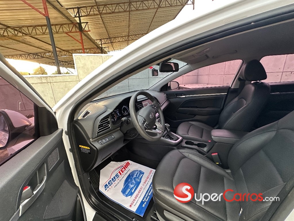 2020 Hyundai Avante — foto 6 / 11