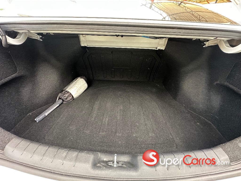 2020 Hyundai Avante — foto 9 / 11
