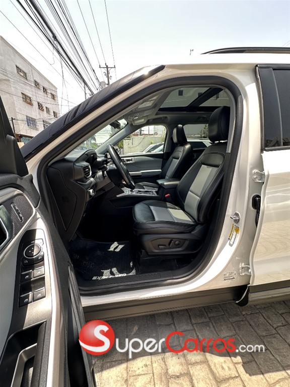 2023 Ford Explorer XLT 4WD — foto 2 / 12