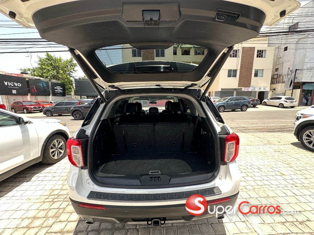 2023 Ford Explorer XLT 4WD — foto 7 / 12