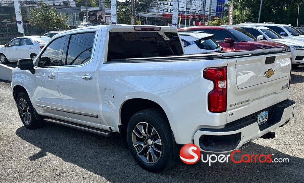2023 Chevrolet Silverado High Country Duramax — foto 7 / 12