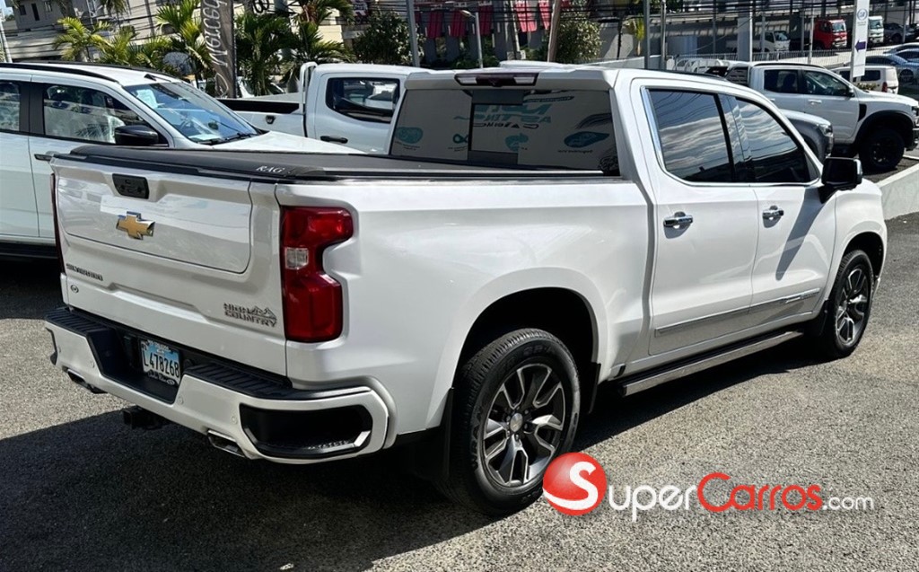 2023 Chevrolet Silverado High Country Duramax — foto 8 / 12