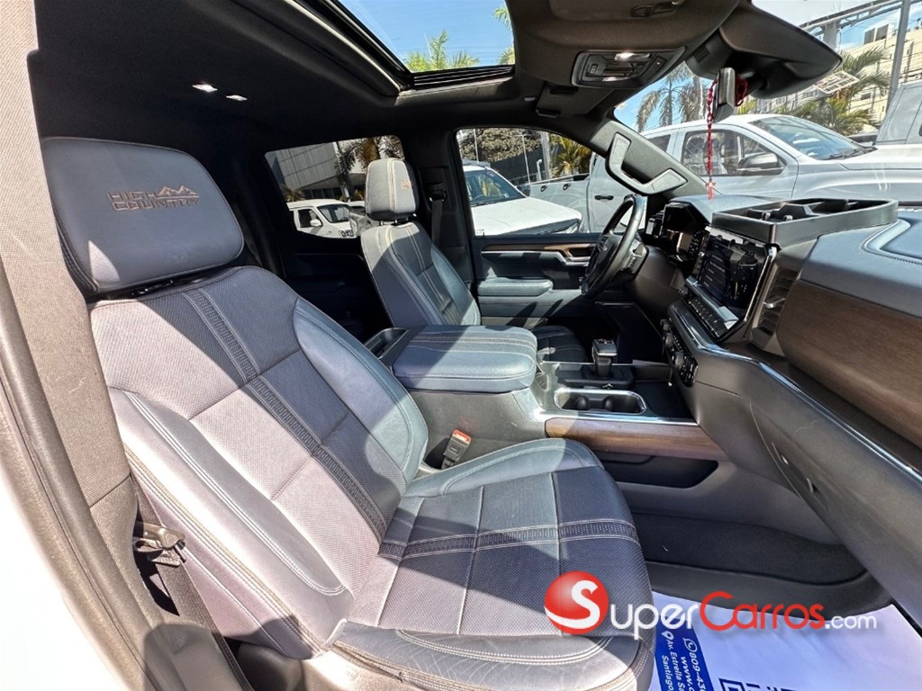 2023 Chevrolet Silverado High Country Duramax — foto 11 / 12