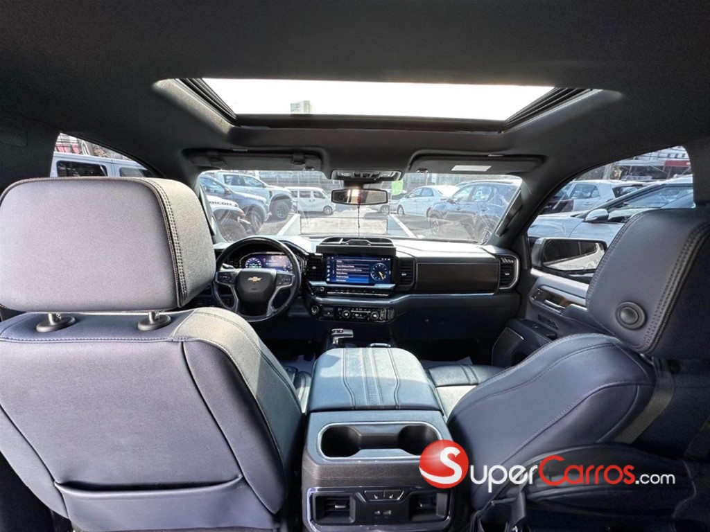 2023 Chevrolet Silverado High Country Duramax — foto 12 / 12