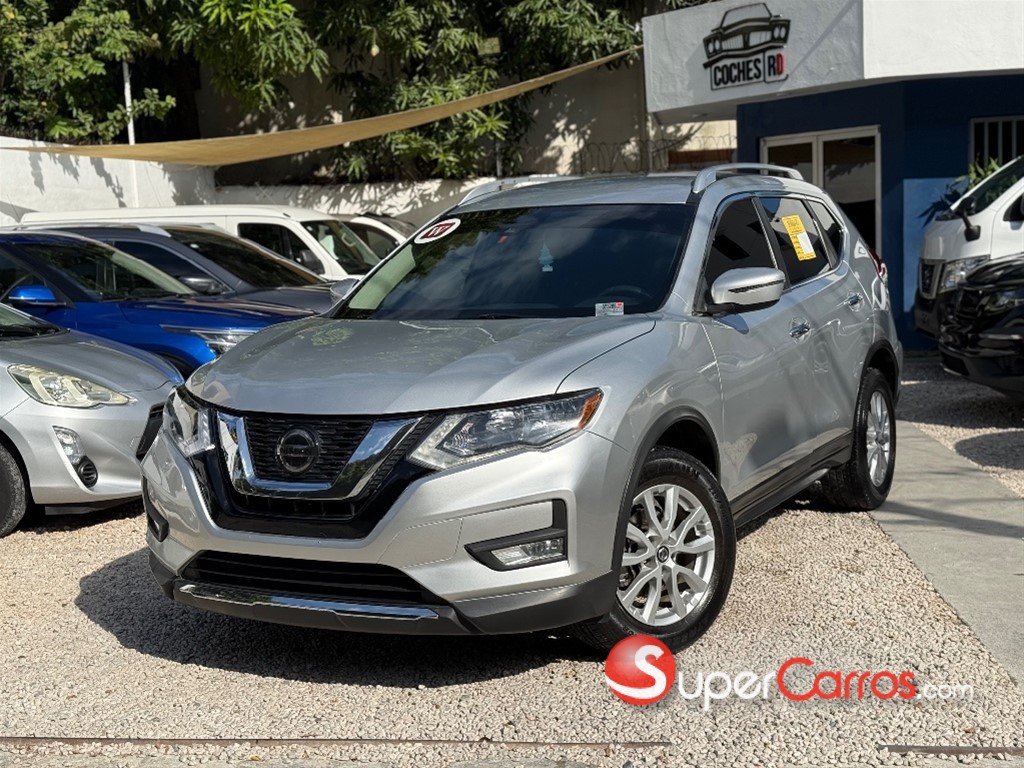 2020 Nissan Rogue SV
