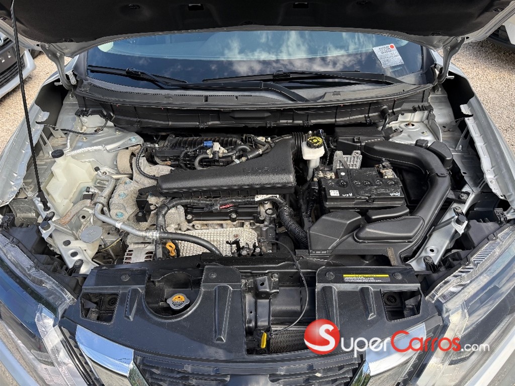 2020 Nissan Rogue SV — foto 10 / 10