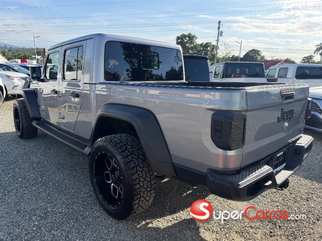 2020 Jeep Gladiator Sport — foto 4 / 9