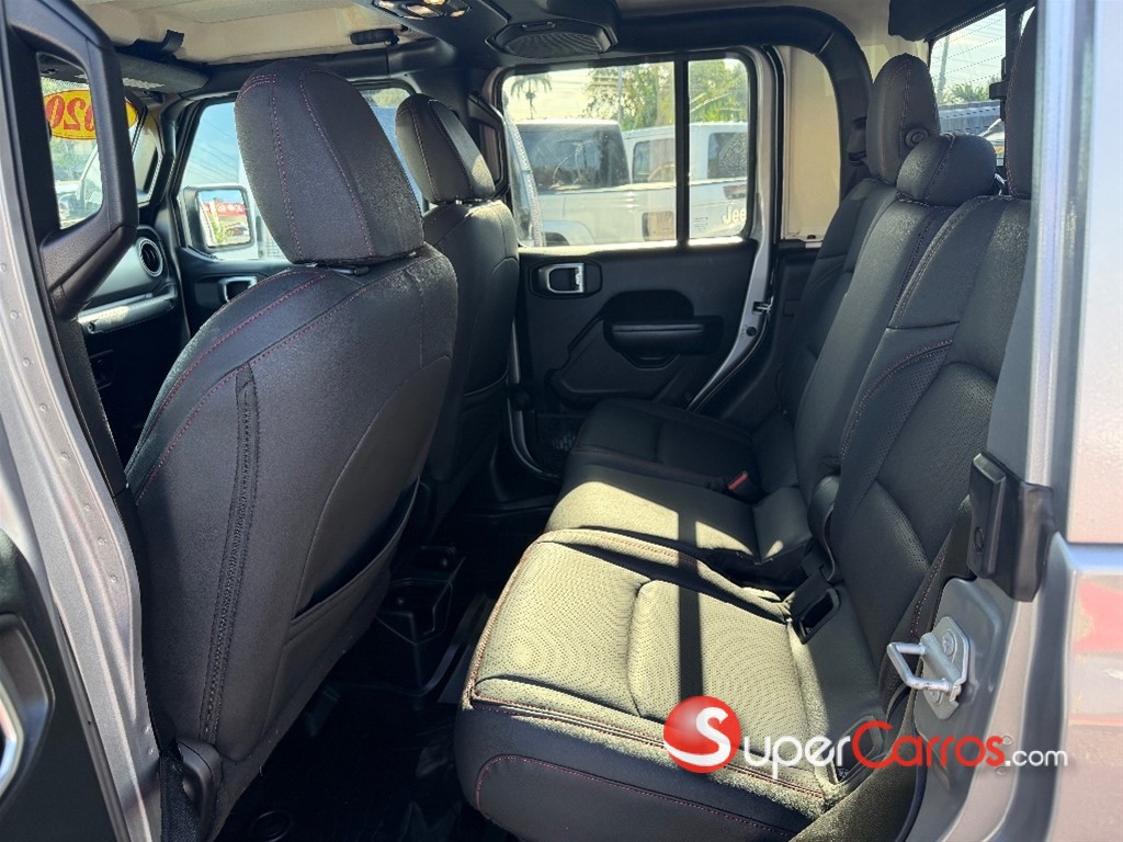 2020 Jeep Gladiator Sport — foto 5 / 9