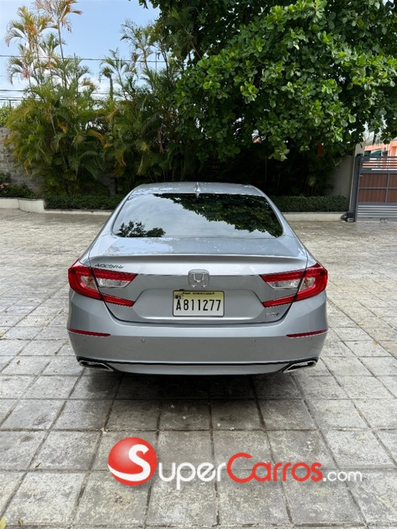 2018 Honda Accord EXL — foto 6 / 12
