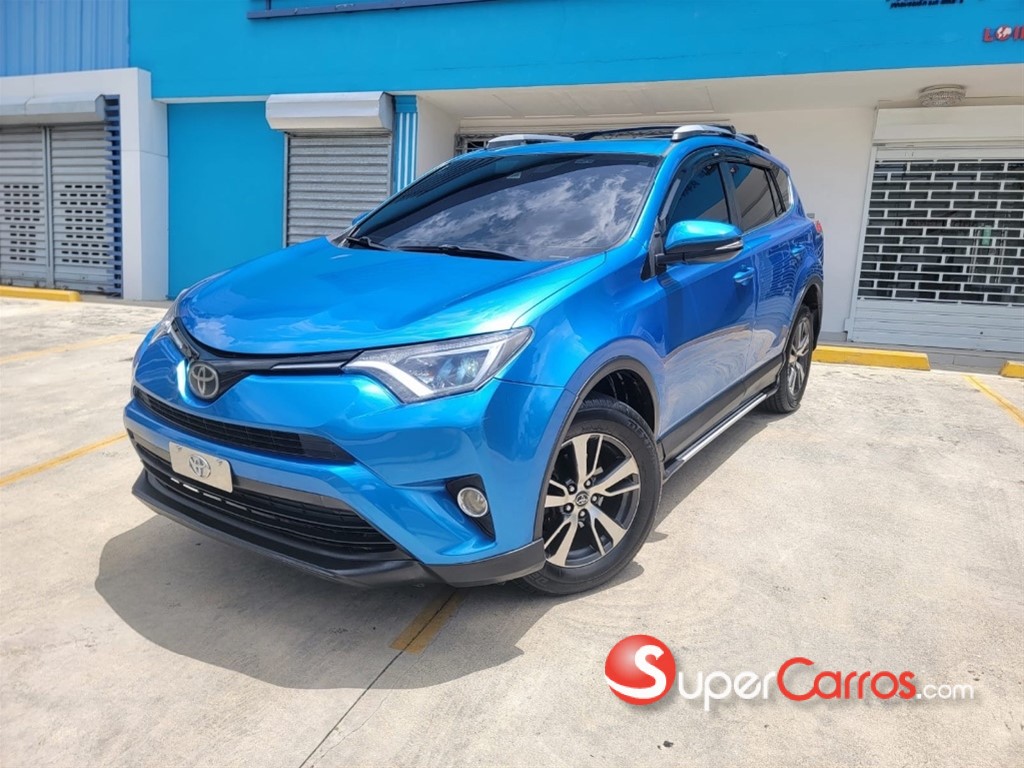 2017 Toyota RAV4 XLE