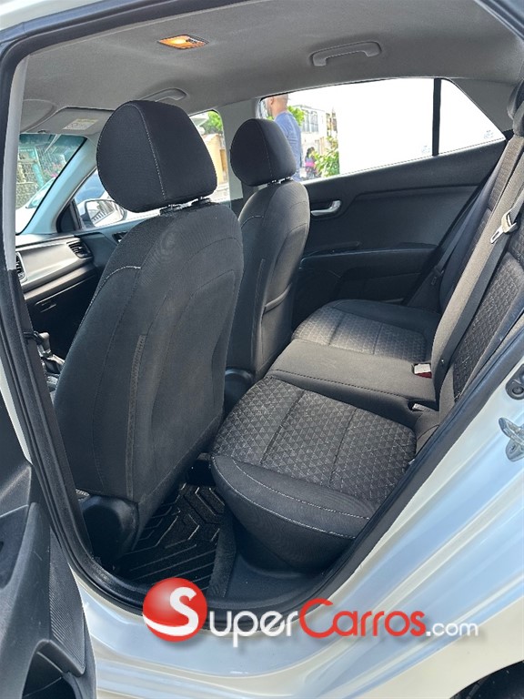 2018 Kia Rio LX — foto 7 / 7