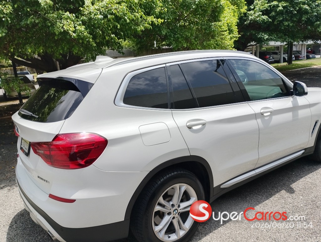 2019 BMW X 3 SDrive 30i — foto 9 / 12