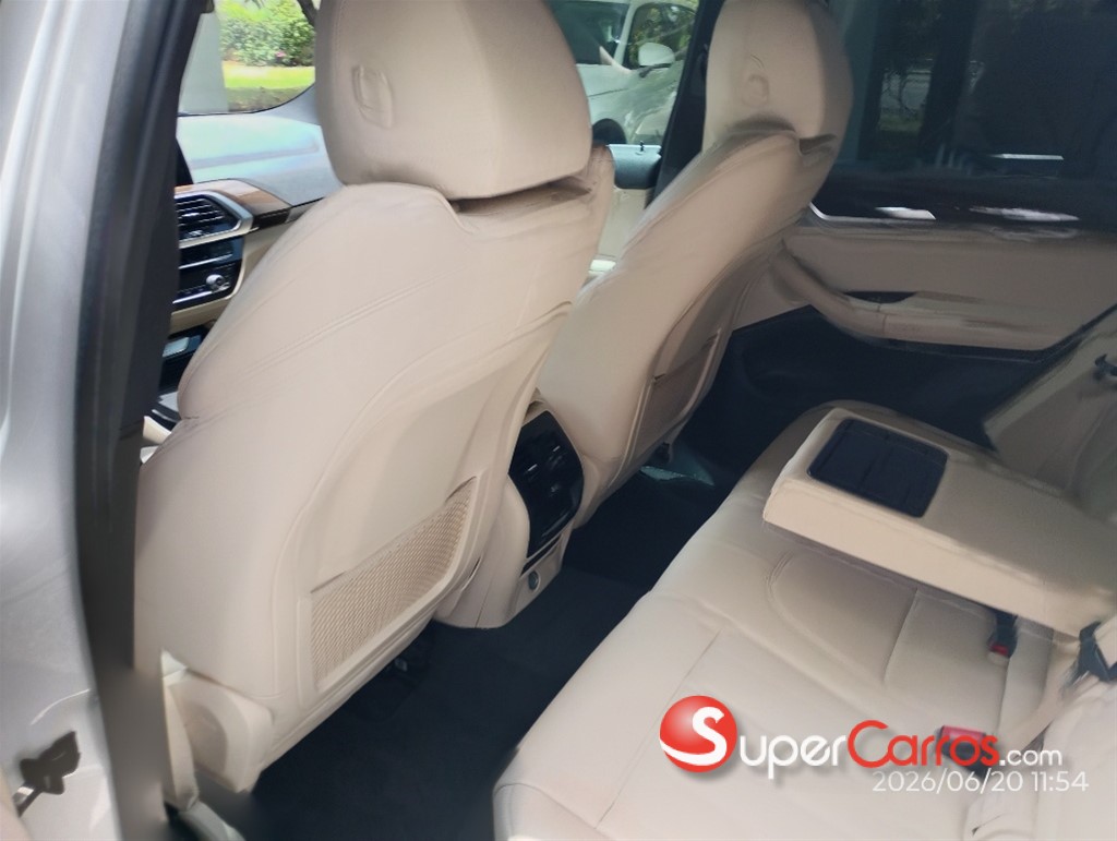 2019 BMW X 3 SDrive 30i — foto 12 / 12
