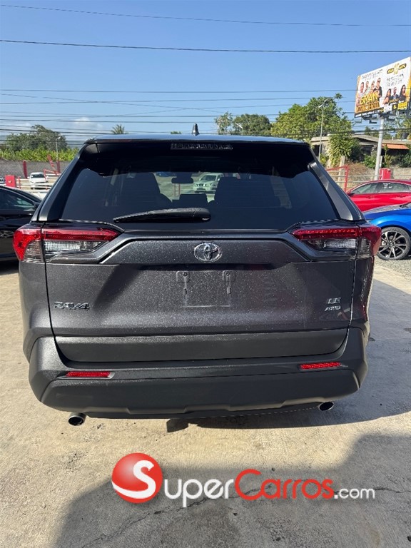 2022 Toyota RAV4 — foto 7 / 12