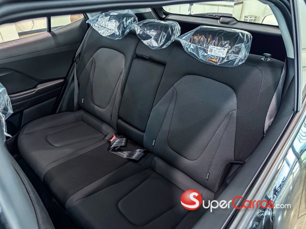 2026 Hyundai Cantus Semifull — foto 10 / 12