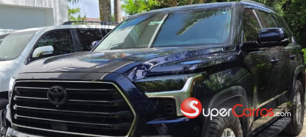 2023 Toyota Sequoia Limited — foto 2 / 12
