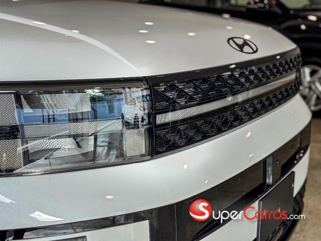 2026 Hyundai Santa Fe Calligraphy — foto 2 / 12