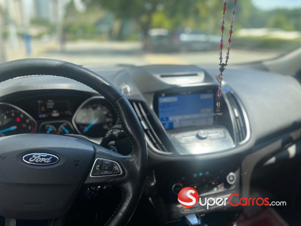2018 Ford Escape Ecoboost — foto 8 / 9