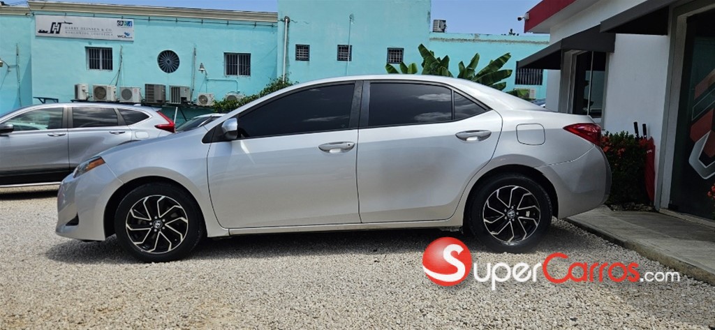 2019 Toyota Corolla LE — foto 5 / 11