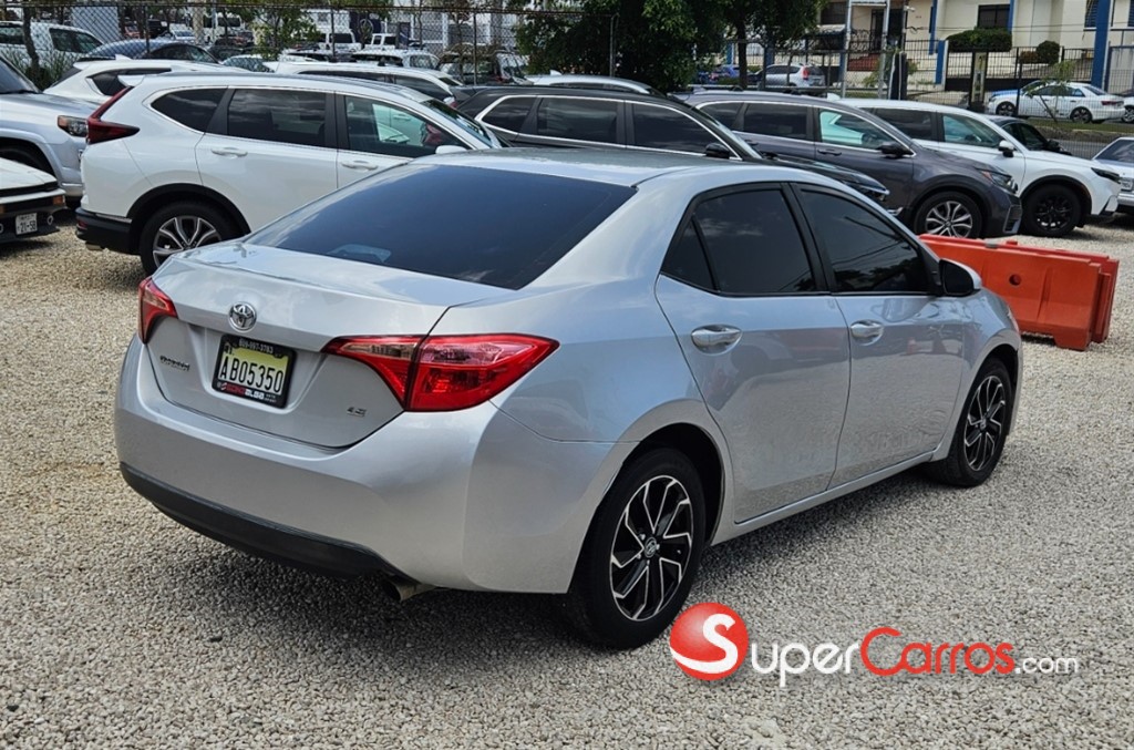 2019 Toyota Corolla LE — foto 7 / 11