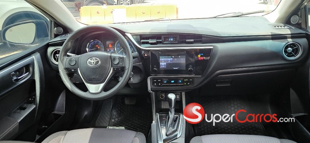 2019 Toyota Corolla LE — foto 8 / 11