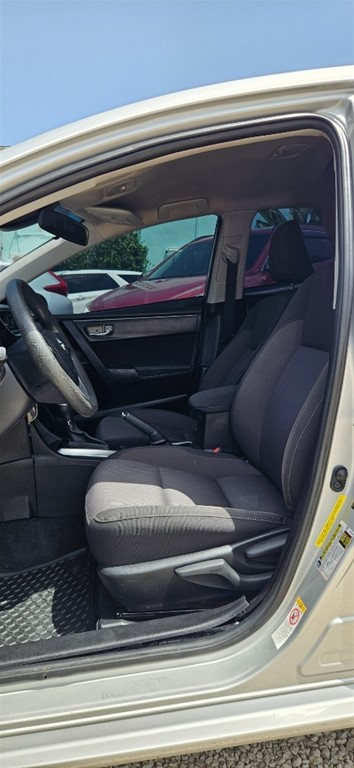 2019 Toyota Corolla LE — foto 10 / 11