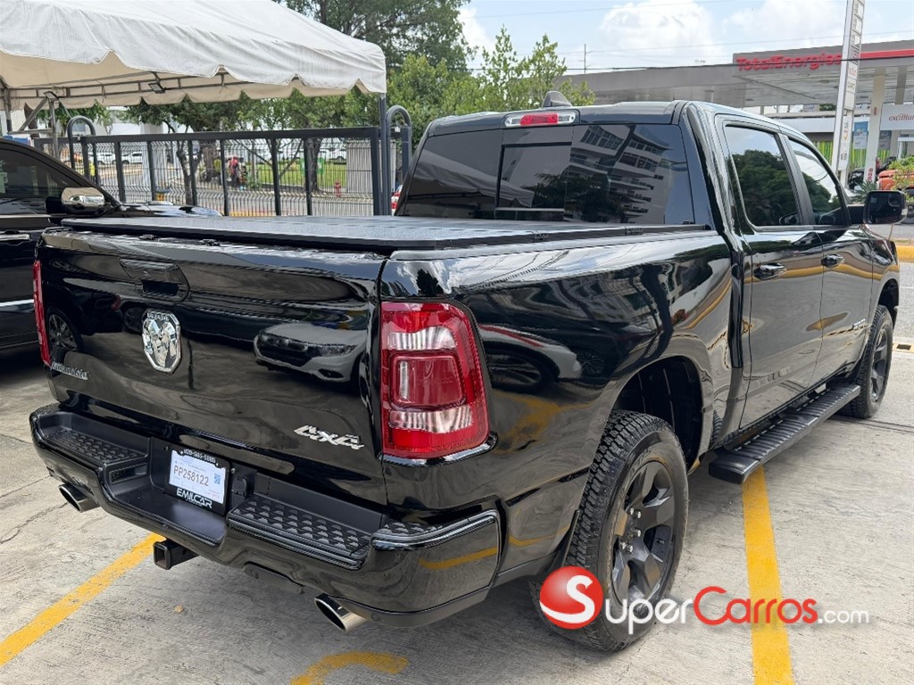 2021 Ram 1500 — foto 4 / 10