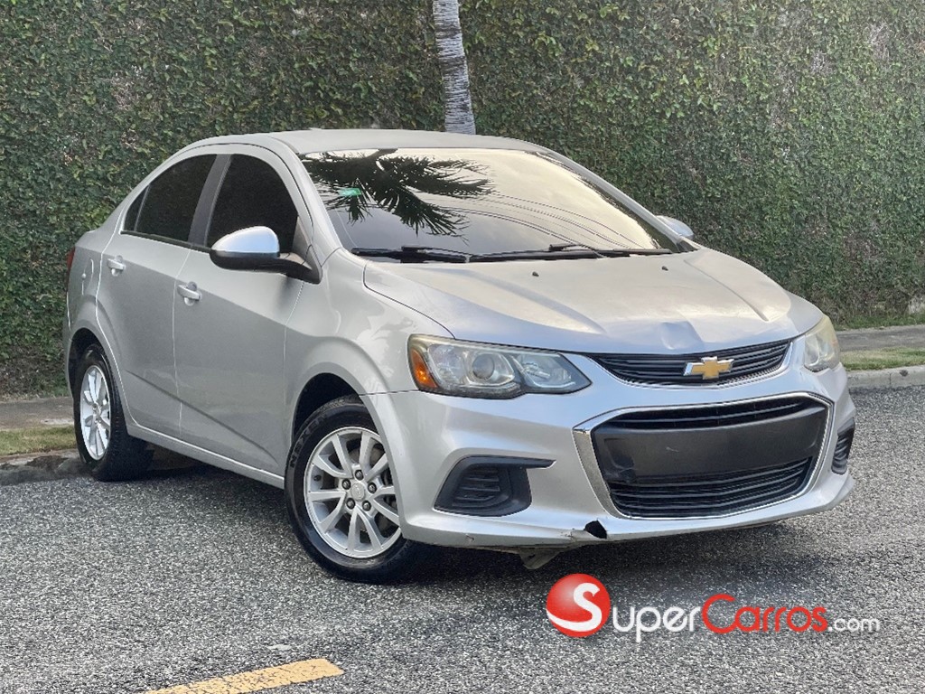 2017 Chevrolet Sonic Ls — foto 3 / 10