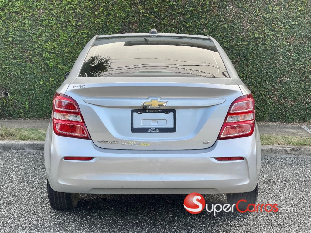 2017 Chevrolet Sonic Ls — foto 5 / 10