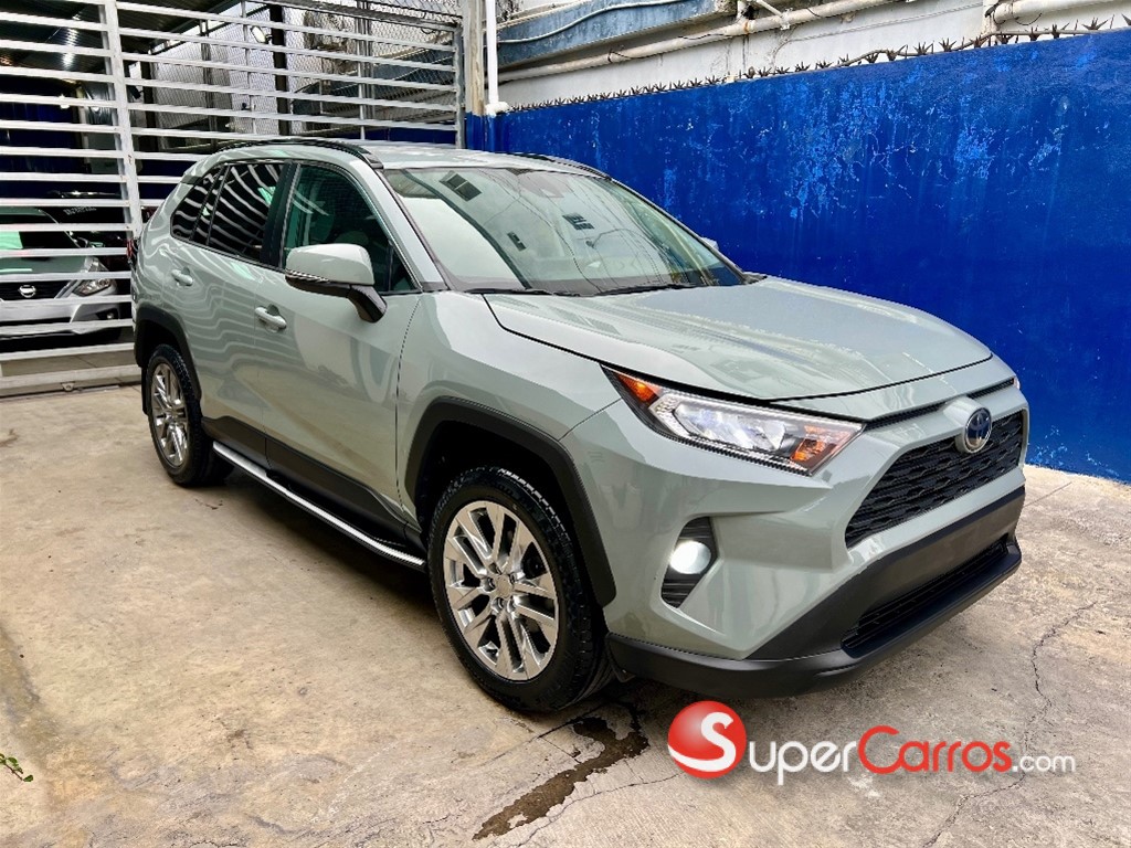 2021 Toyota RAV4 XLE