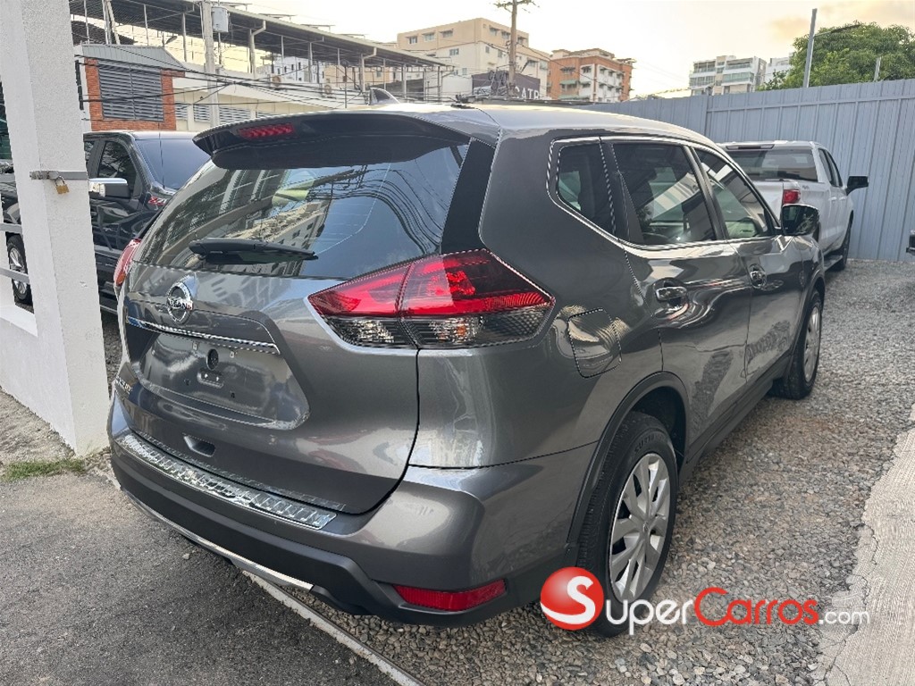 2020 Nissan Rogue S — foto 3 / 7