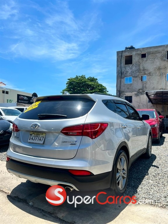2014 Hyundai Santa Fe Sport 2.0T — foto 4 / 8