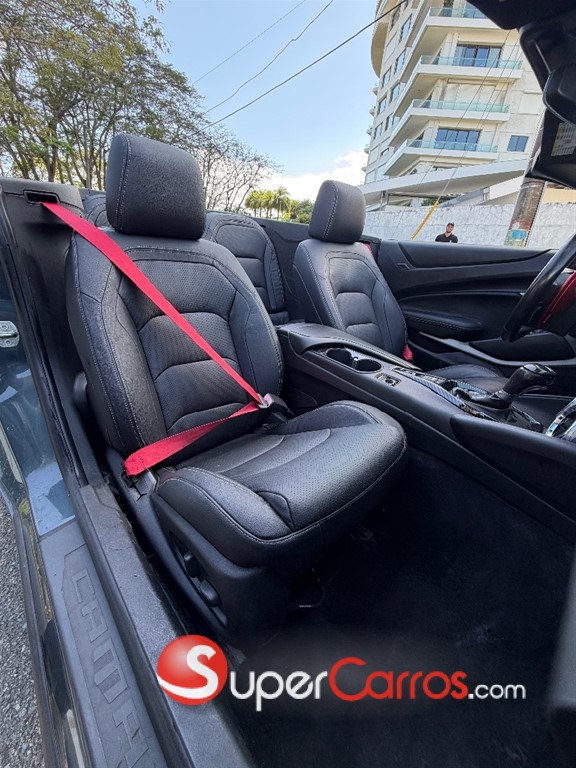 2020 Chevrolet Camaro — foto 8 / 9