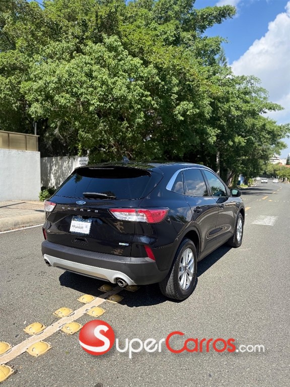 2020 Ford Escape — foto 5 / 11