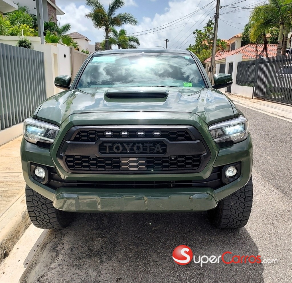 2021 Toyota Tacoma TRD SPORT