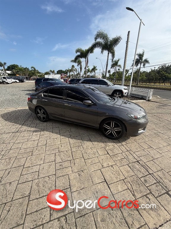 2015 Honda Accord LX — foto 3 / 8