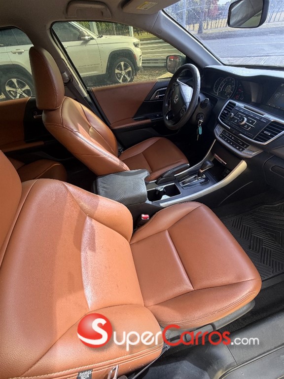 2015 Honda Accord LX — foto 6 / 8