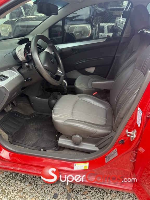 2014 Chevrolet Spark — foto 8 / 9