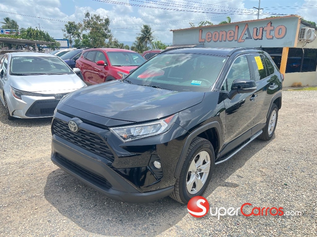 2021 Toyota RAV4 XLE
