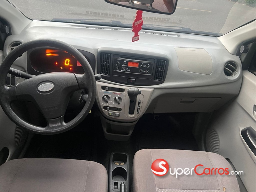 2015 Daihatsu Mira — foto 9 / 10