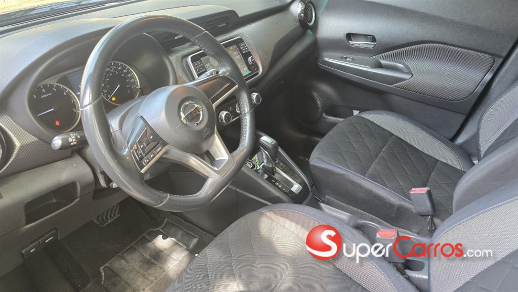 2018 Nissan Kicks SV — foto 8 / 9