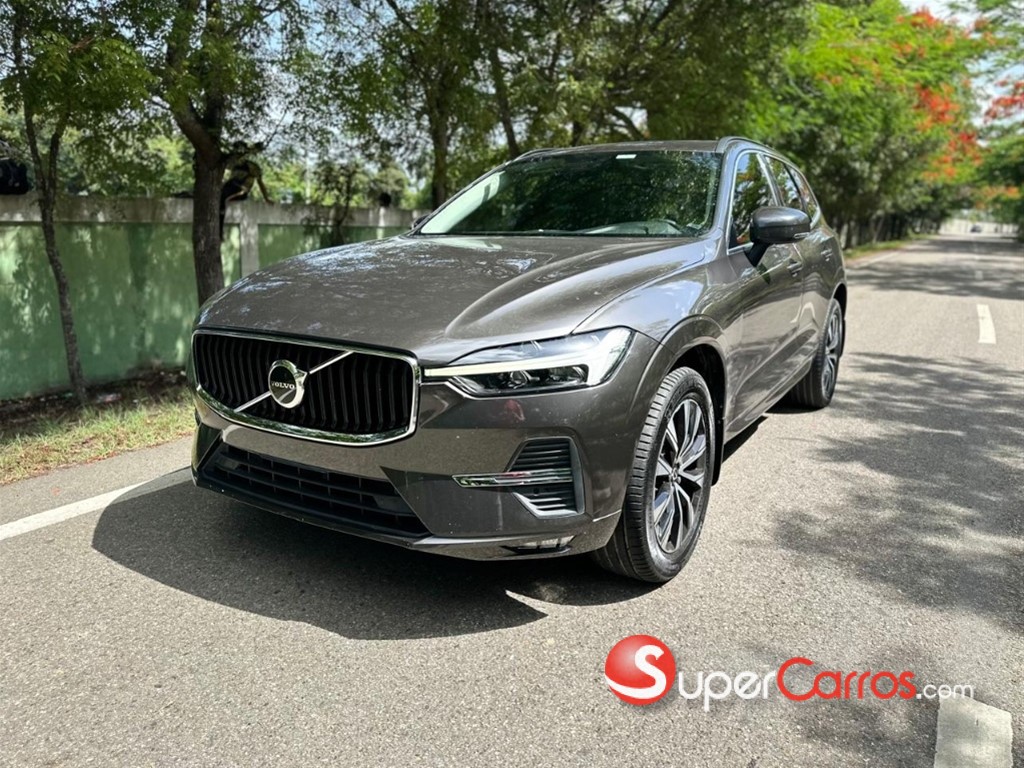 2023 Volvo XC60 Plus B5 — foto 3 / 12