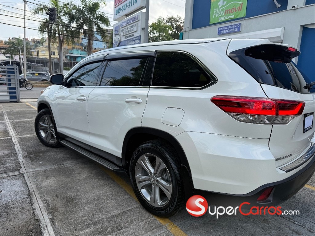 2019 Toyota Highlander XLE — foto 3 / 9