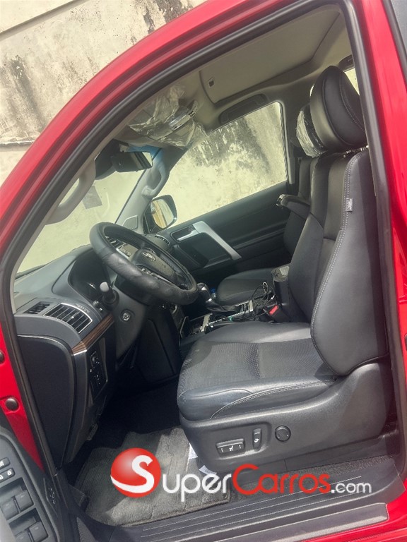 2022 Toyota Land Cruiser Prado VXL — foto 8 / 11