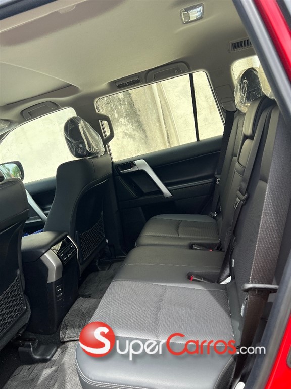 2022 Toyota Land Cruiser Prado VXL — foto 10 / 11