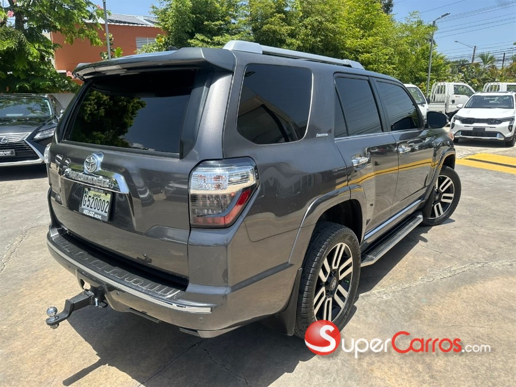 2016 Toyota 4 Runner Limited — foto 4 / 10