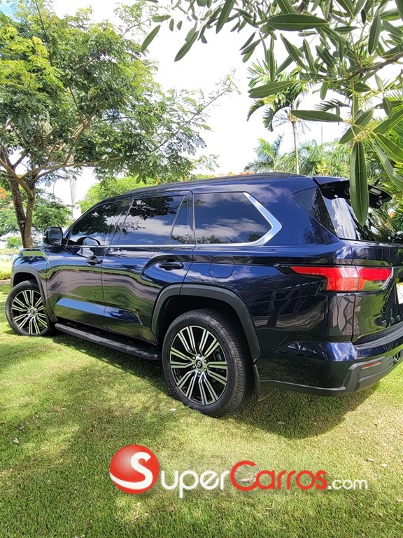 2023 Toyota Sequoia Limited — foto 4 / 12