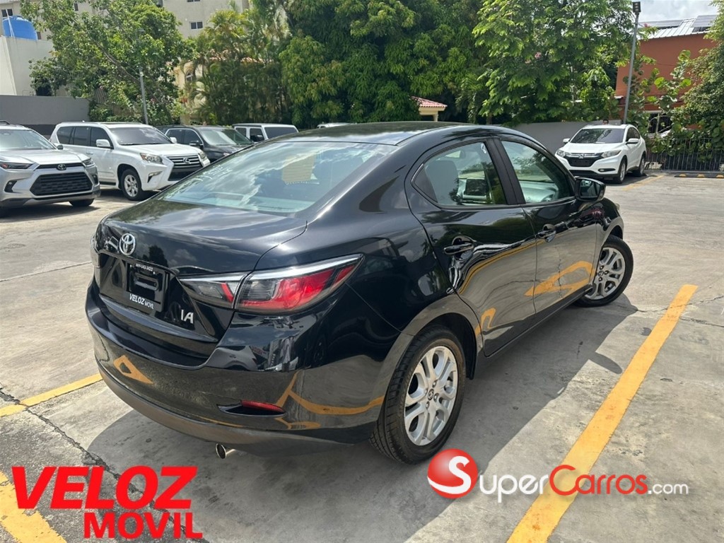 2017 Toyota Yaris iA — foto 3 / 8